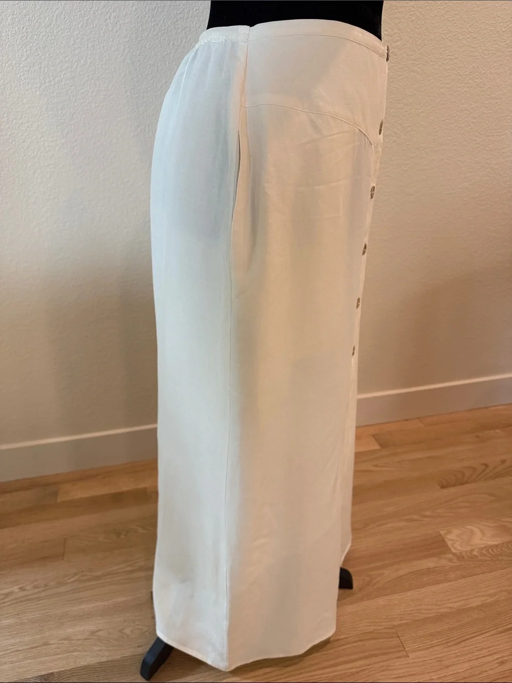 Citron Santa Monica Button-Front Maxi Silk Linen Skirt - Picture 4 of 13
